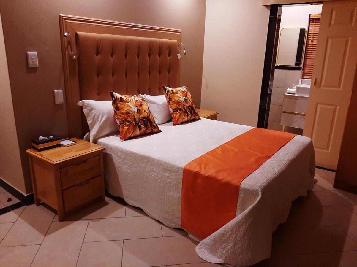 Lilypark Lodge Рюстенбург Экстерьер фото