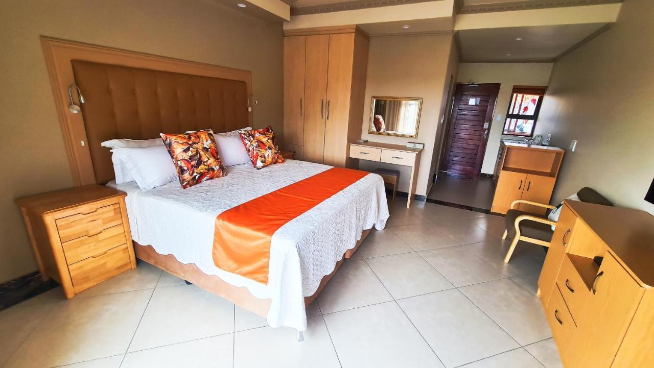 Lilypark Lodge Рюстенбург Экстерьер фото