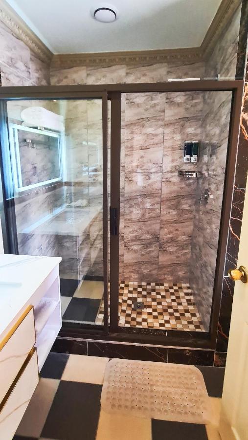 Lilypark Lodge Рюстенбург Экстерьер фото