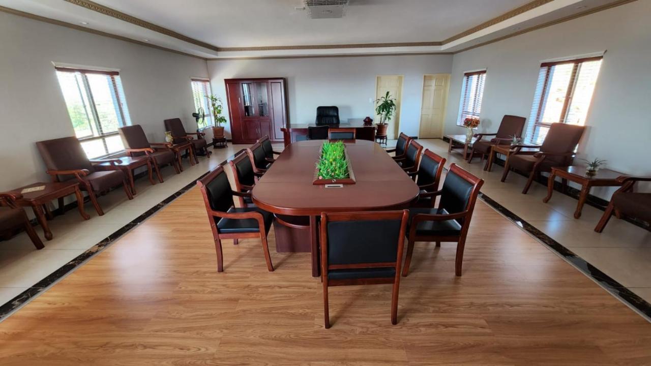 Lilypark Lodge Рюстенбург Экстерьер фото
