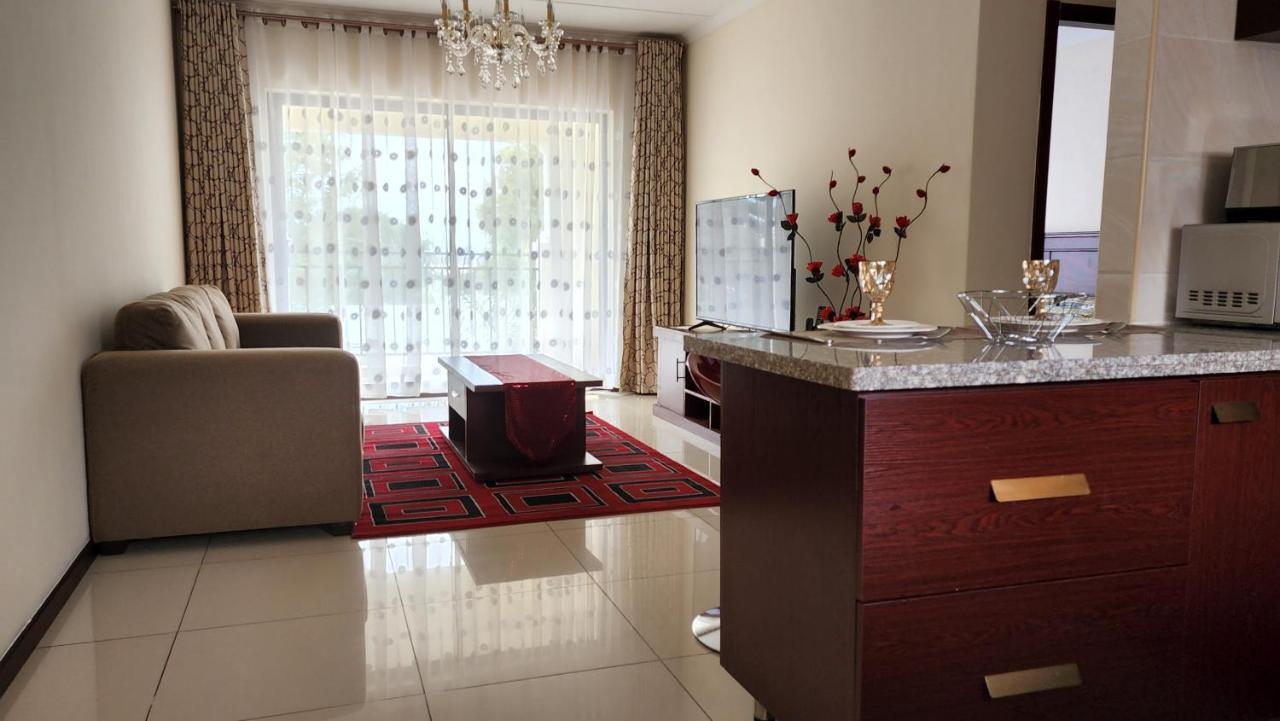 Lilypark Lodge Рюстенбург Экстерьер фото