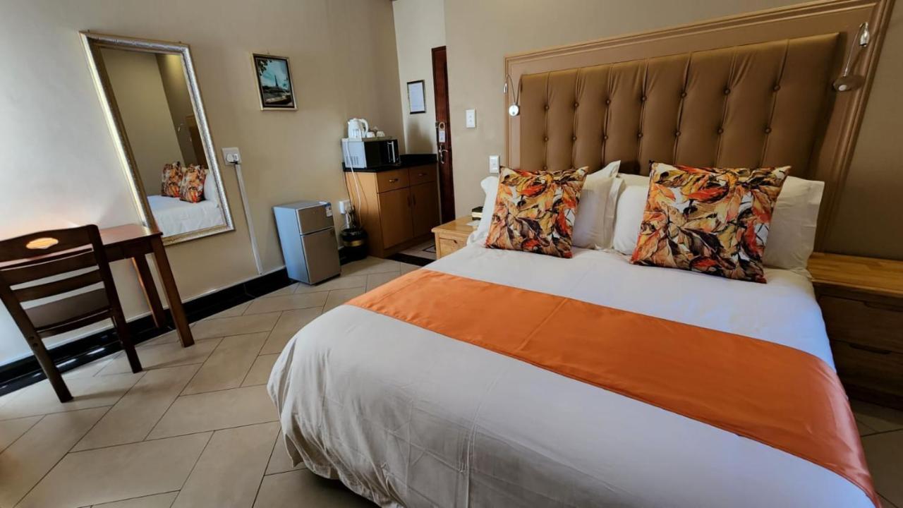 Lilypark Lodge Рюстенбург Экстерьер фото